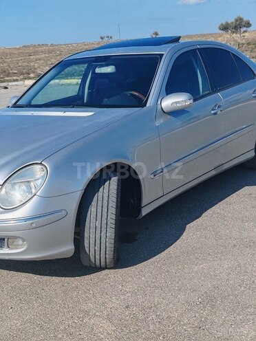 Mercedes E 240 2002, 325,144 km - 2.4 l - Bakı