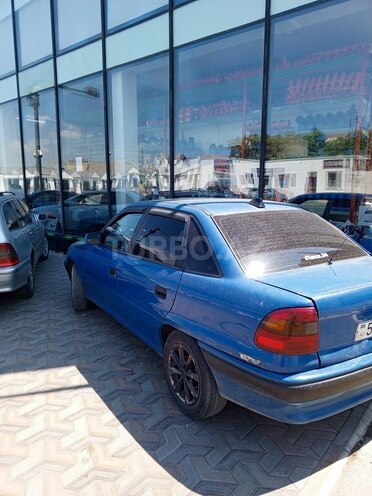 Opel Astra 1993, 373,113 km - 1.6 l - Bakı
