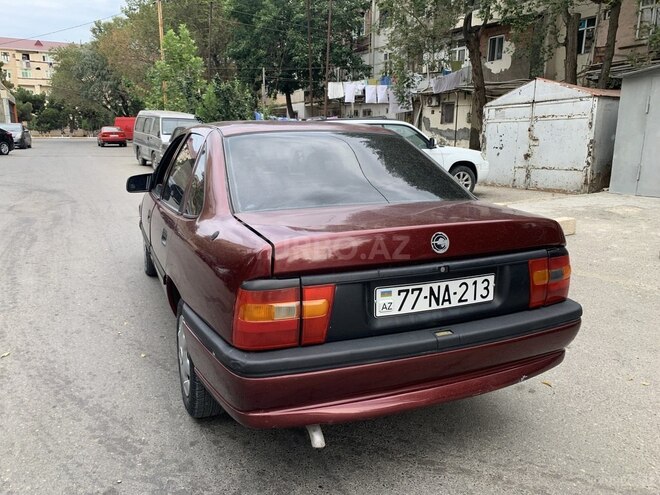 Opel Astra 1996, 141,041 km - 1.8 l - Sumqayıt