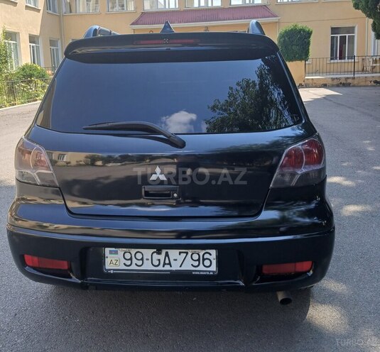 Mitsubishi Airtrek 2003, 297,000 km - 2.4 l - Tovuz