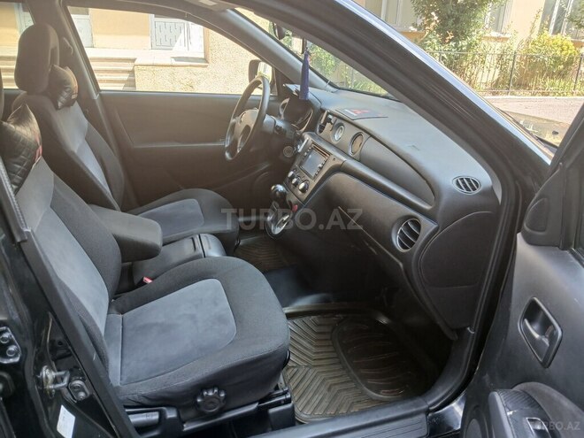 Mitsubishi Airtrek 2003, 297,000 km - 2.4 l - Tovuz