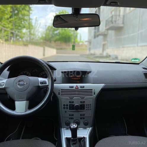 Opel Astra 2009, 220,000 km - 1.4 l - Oğuz