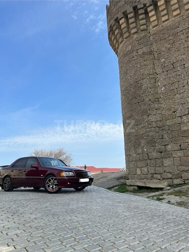 Mercedes C 180 1999, 321,000 km - 1.8 l - Bakı