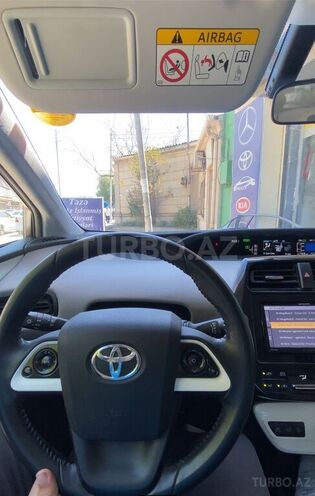 Toyota Prius 2015, 40,000 km - 1.6 л - Bakı