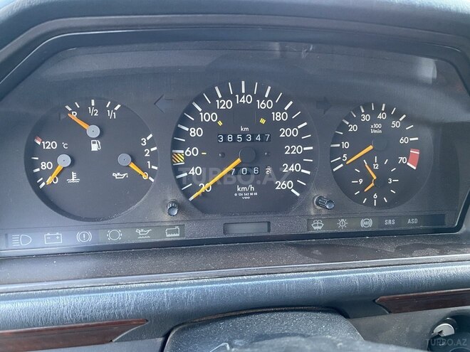 Mercedes E 280 1995, 385,000 km - 2.8 l - Bakı