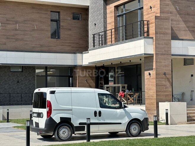Fiat Doblo 2010, 200,000 km - 1.3 л - Bakı