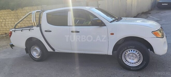 Mitsubishi L200 2007, 294,000 km - 2.5 l - Bakı