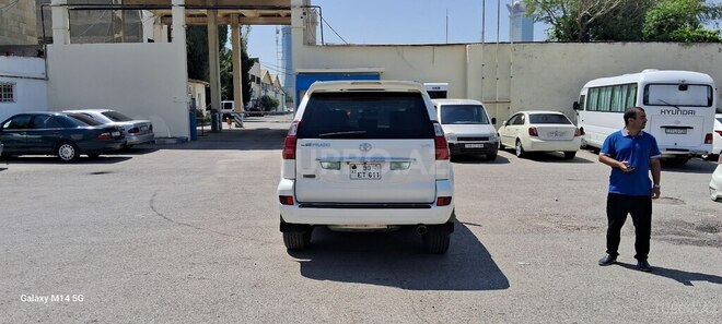 Toyota Land Cruiser Prado 2005, 241,000 km - 4.0 l - Bakı