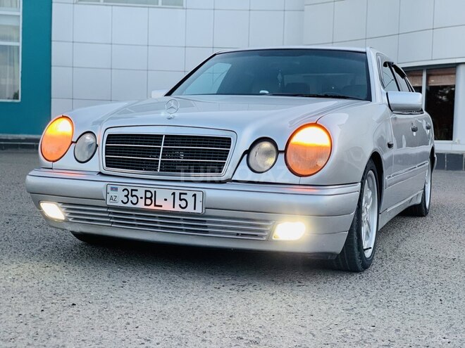 Mercedes E 230 1996, 298,000 km - 2.3 l - Qazax
