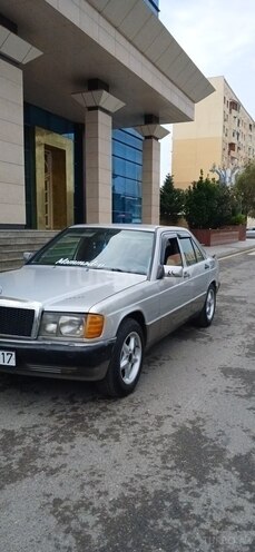 Mercedes 190 1989, 172,887 km - 2.0 л - Sumqayıt