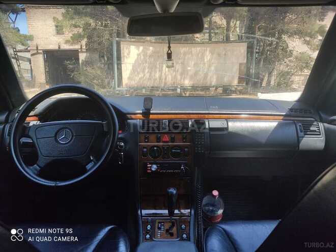 Mercedes E 280 1999, 327,300 km - 2.8 л - Bakı