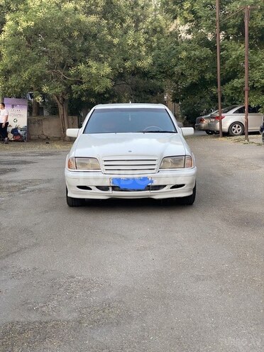 Mercedes C 200 1998, 227,100 km - 2.0 l - Bakı