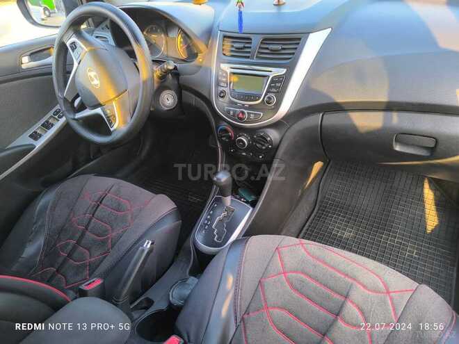 Hyundai Accent 2013, 81,500 km - 1.6 l - Füzuli