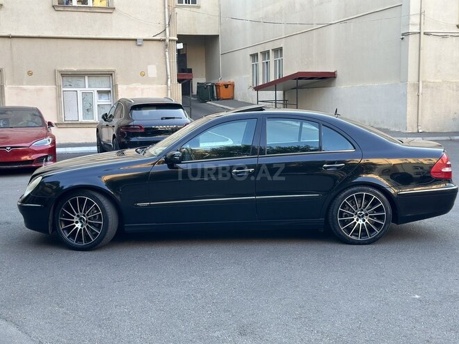 Mercedes E 240 2003, 292,000 km - 2.6 l - Bakı