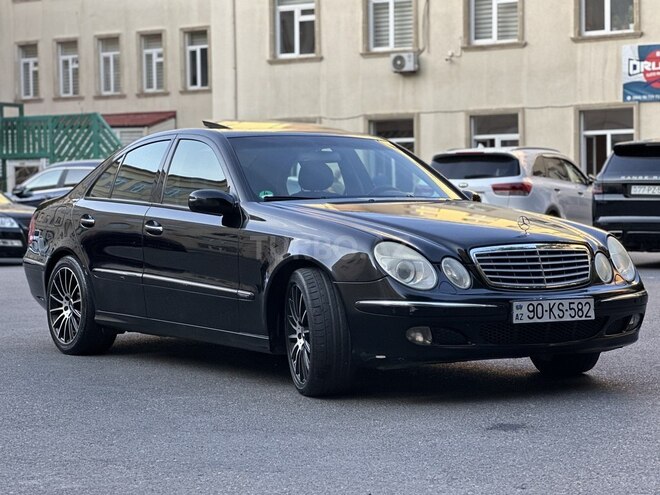 Mercedes E 240 2003, 292,000 km - 2.6 l - Bakı