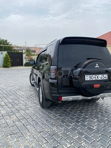 Mitsubishi Pajero 2008, 293,000 km - 3.2 л - Bakı