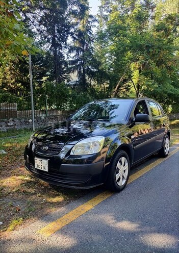 Kia Rio 2006, 246,000 km - 1.4 l - Şəki