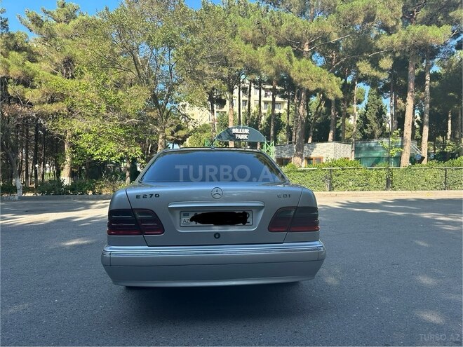 Mercedes E 270 2001, 612,000 km - 2.7 l - Sumqayıt