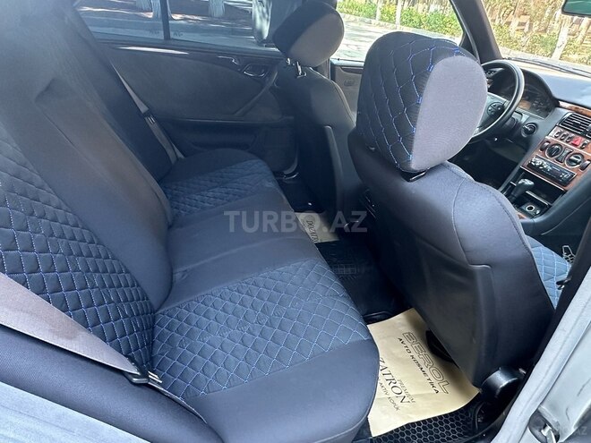 Mercedes E 270 2001, 612,000 km - 2.7 l - Sumqayıt