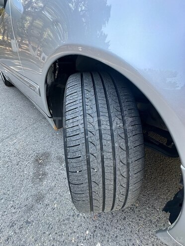 Mercedes E 270 2001, 612,000 km - 2.7 l - Sumqayıt