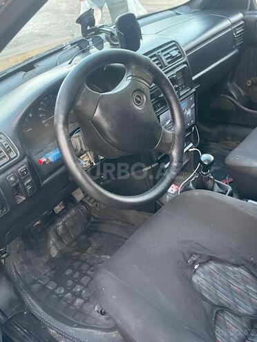 Opel Vectra 1994, 300,000 km - 2.0 l - Bakı
