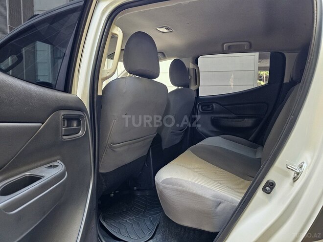 Mitsubishi L200 2021, 138,000 km - 2.4 l - Bakı