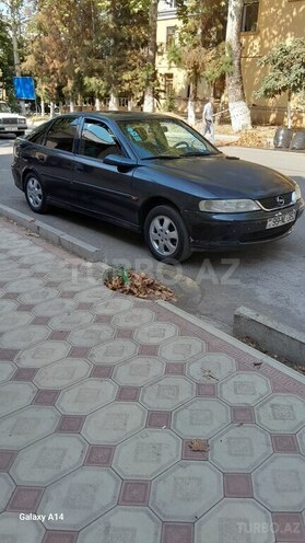 Opel Vectra 2021, 256,980 km - 1.6 l - Göyçay