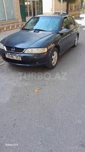 Opel Vectra 2021, 256,980 km - 1.6 l - Göyçay
