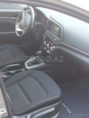Hyundai Elantra 2018, 49,000 km - 2.0 l - Bakı