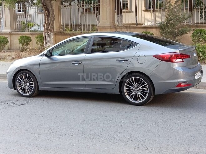 Hyundai Elantra 2018, 49,000 km - 2.0 l - Bakı