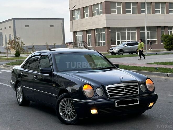 Mercedes E 200 1997, 280,000 km - 2.0 l - Qəbələ