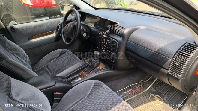 Opel Omega 1995, 310,000 km - 2.0 l - Bakı
