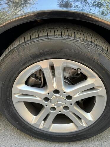 Mercedes E 220 2006, 291,345 km - 2.2 l - Sumqayıt