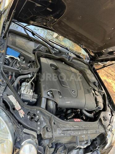 Mercedes E 220 2006, 291,345 km - 2.2 l - Sumqayıt