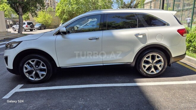 Kia Sorento 2015, 180,250 km - 2.0 l - Bakı