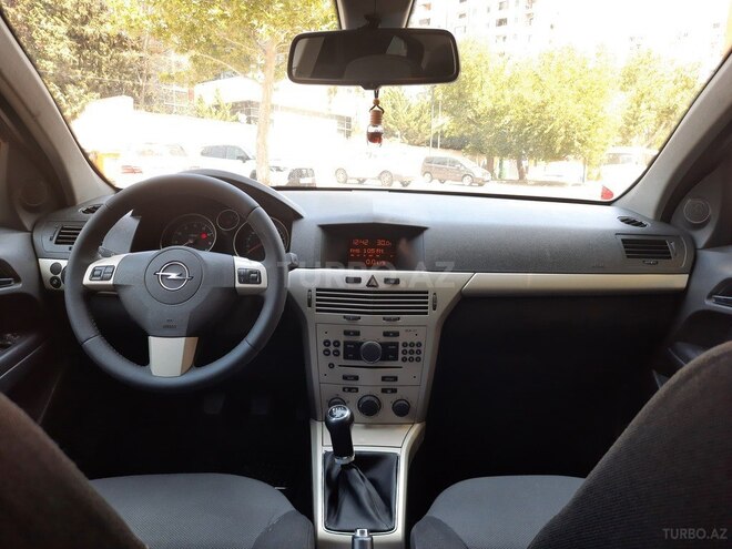 Opel Astra 2008, 298,500 km - 1.4 л - Bakı