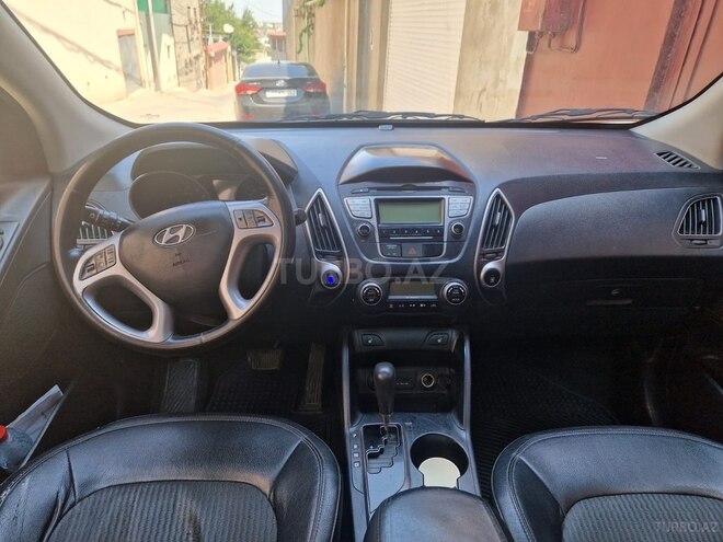 Hyundai ix35 2010, 238,000 km - 2.0 l - Bakı