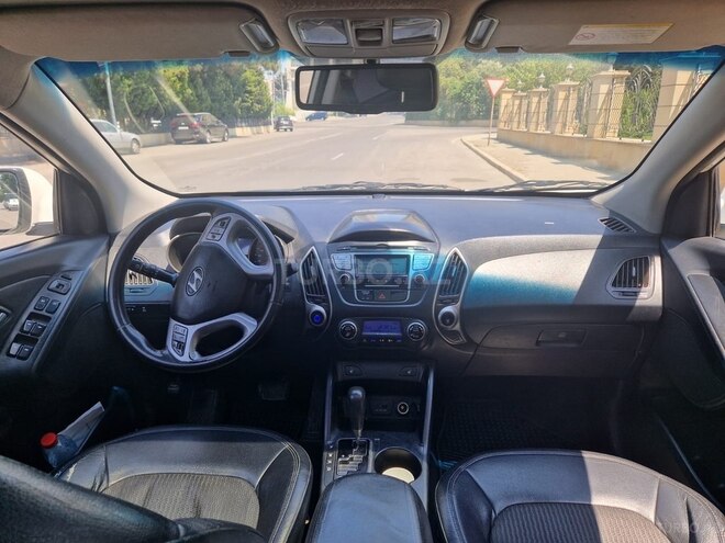 Hyundai ix35 2010, 238,000 km - 2.0 l - Bakı