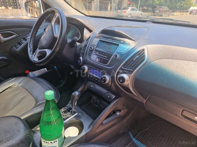 Hyundai ix35 2010, 238,000 km - 2.0 l - Bakı