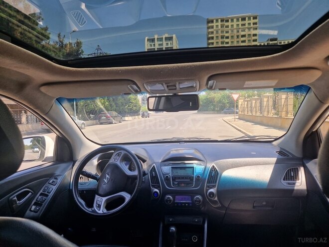 Hyundai ix35 2010, 238,000 km - 2.0 l - Bakı