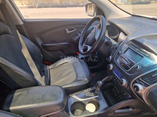 Hyundai ix35 2010, 238,000 km - 2.0 l - Bakı