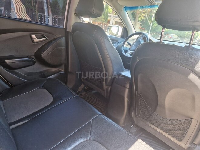 Hyundai ix35 2010, 238,000 km - 2.0 l - Bakı