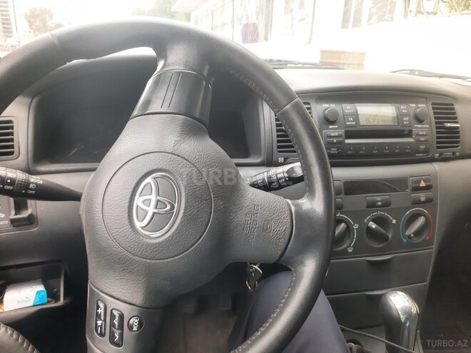 Toyota Corolla 2006, 300,000 km - 1.4 l - Bakı