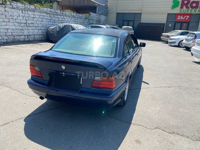 BMW 320 1992, 300,000 km - 2.0 l - Bakı