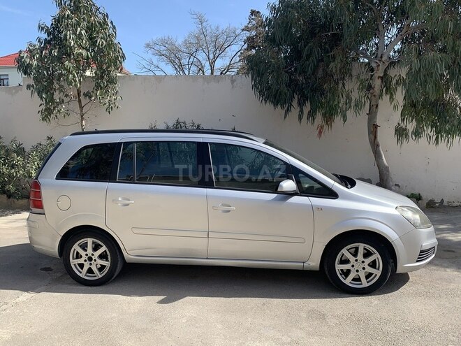 Opel Zafira 2006, 290,000 km - 1.9 l - Bakı