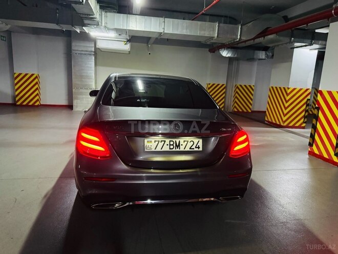 Mercedes E 300 4MATIC 2017, 102,000 km - 2.0 л - Bakı