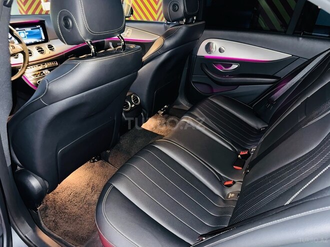 Mercedes E 300 4MATIC 2017, 102,000 km - 2.0 л - Bakı