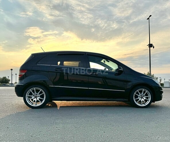 Mercedes B 180 2010, 179,000 km - 1.7 л - Bakı