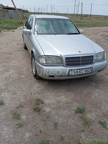 Mercedes C 180 1995, 420,000 km - 1.8 l - Neftçala