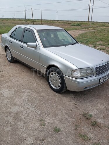 Mercedes C 180 1995, 420,000 km - 1.8 l - Neftçala
